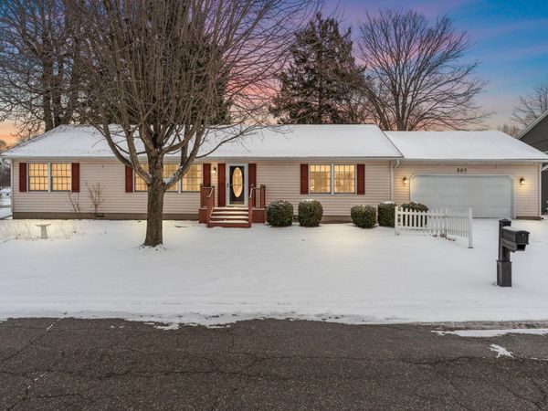 507 S 20th Street, Chesterton, IN 46304