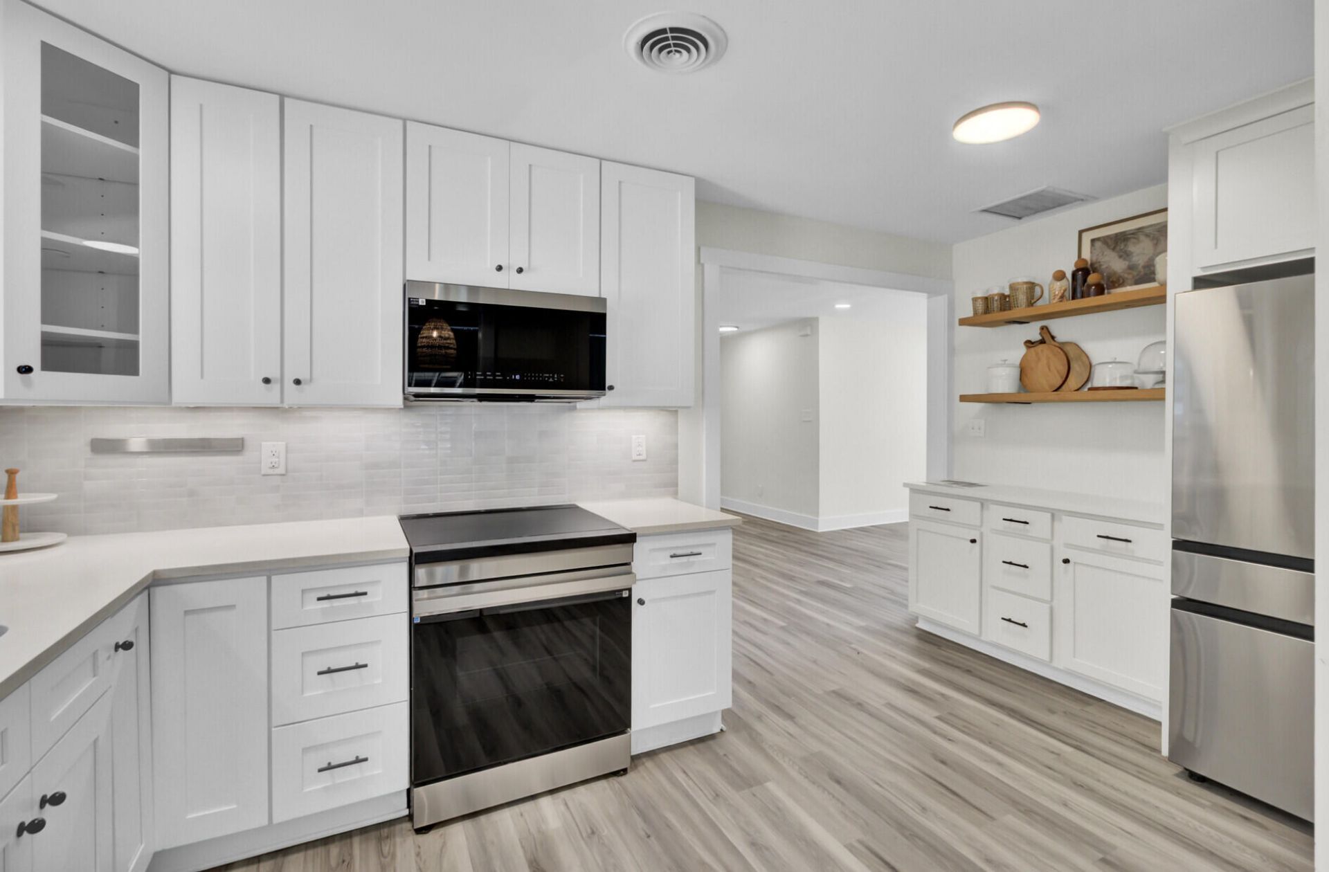 818 W Madison Avenue Photo 19