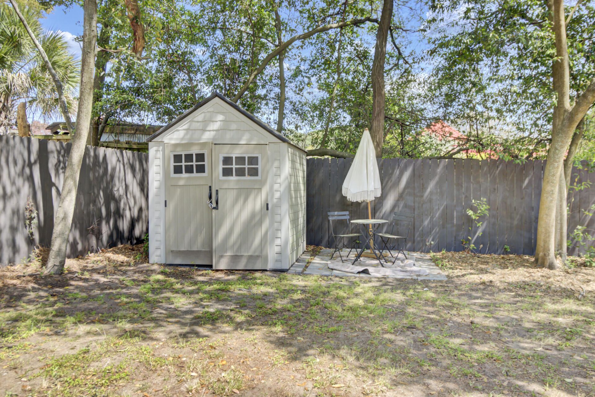 818 W Madison Avenue Photo 49