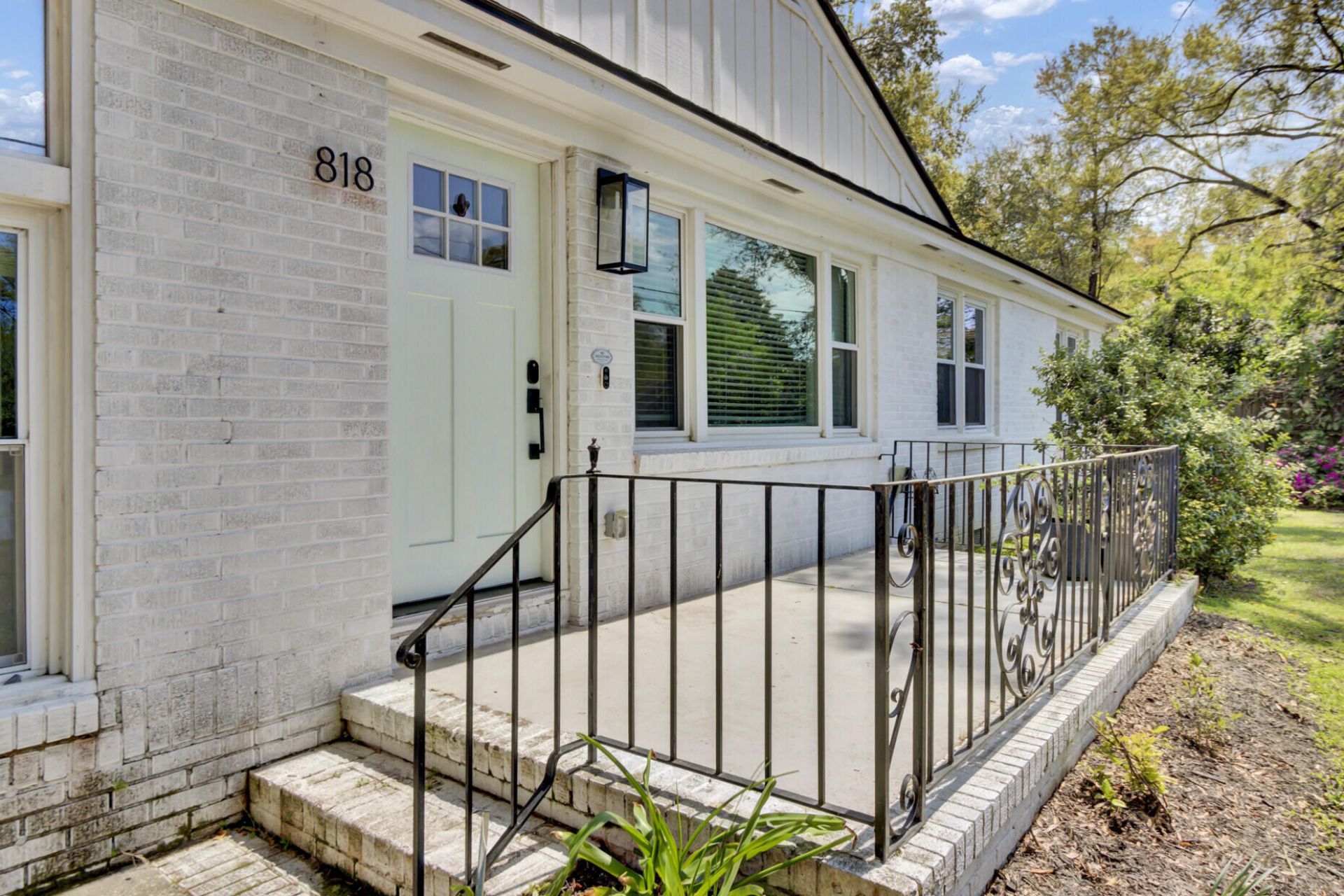 818 W Madison Avenue Photo 5