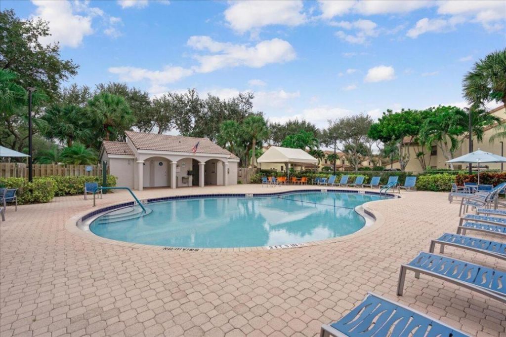 5382 Firenze Drive, Unit D, Boynton Beach, FL 33437 Photo