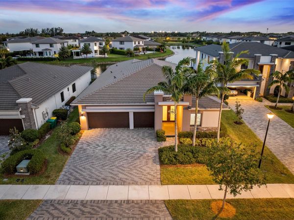 10490 Mira Vista Dr, Parkland, FL 33076