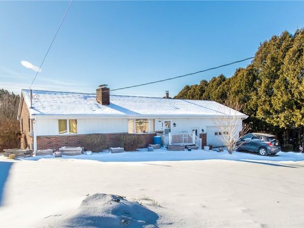 209 East Dr, Chicora, PA 16025