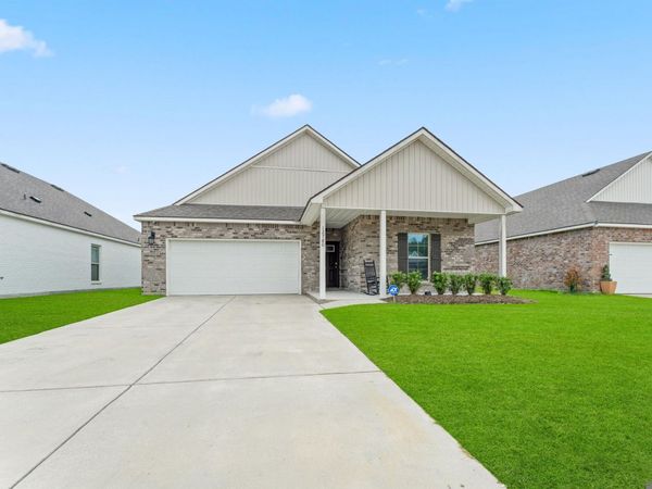 12780 Sweetleaf Ave, Denham Springs, LA 70726