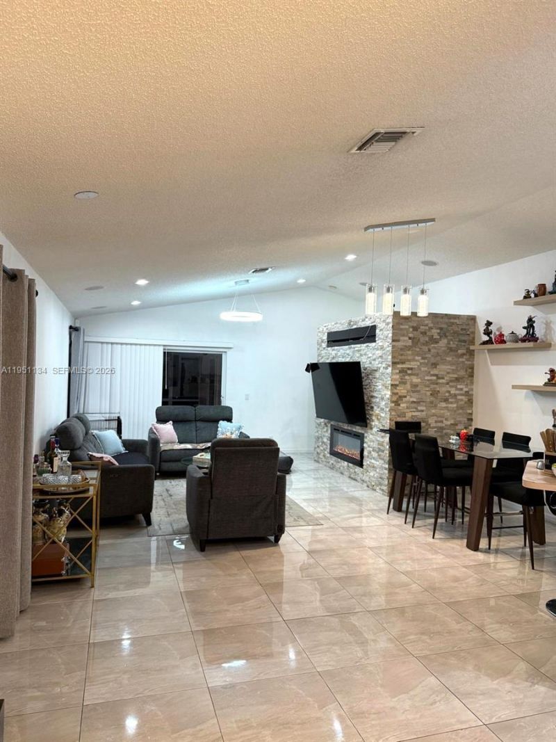 1308 Alexander Bnd, Weston, FL 33327 Photo