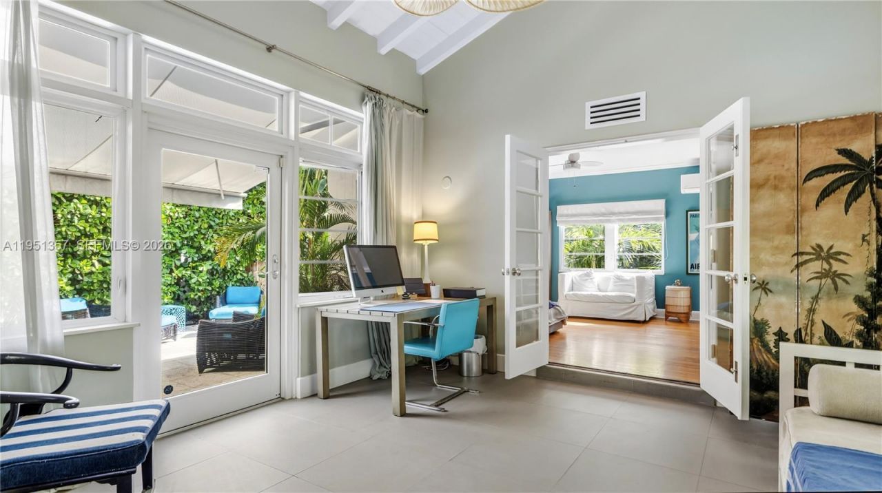 4805 Cherokee Ave, Miami Beach, FL 33140 Photo