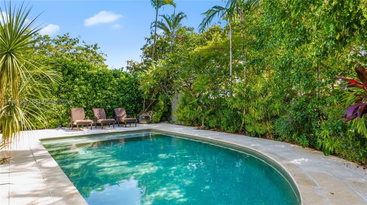 4805 Cherokee Ave, Miami Beach, FL 33140 Photo