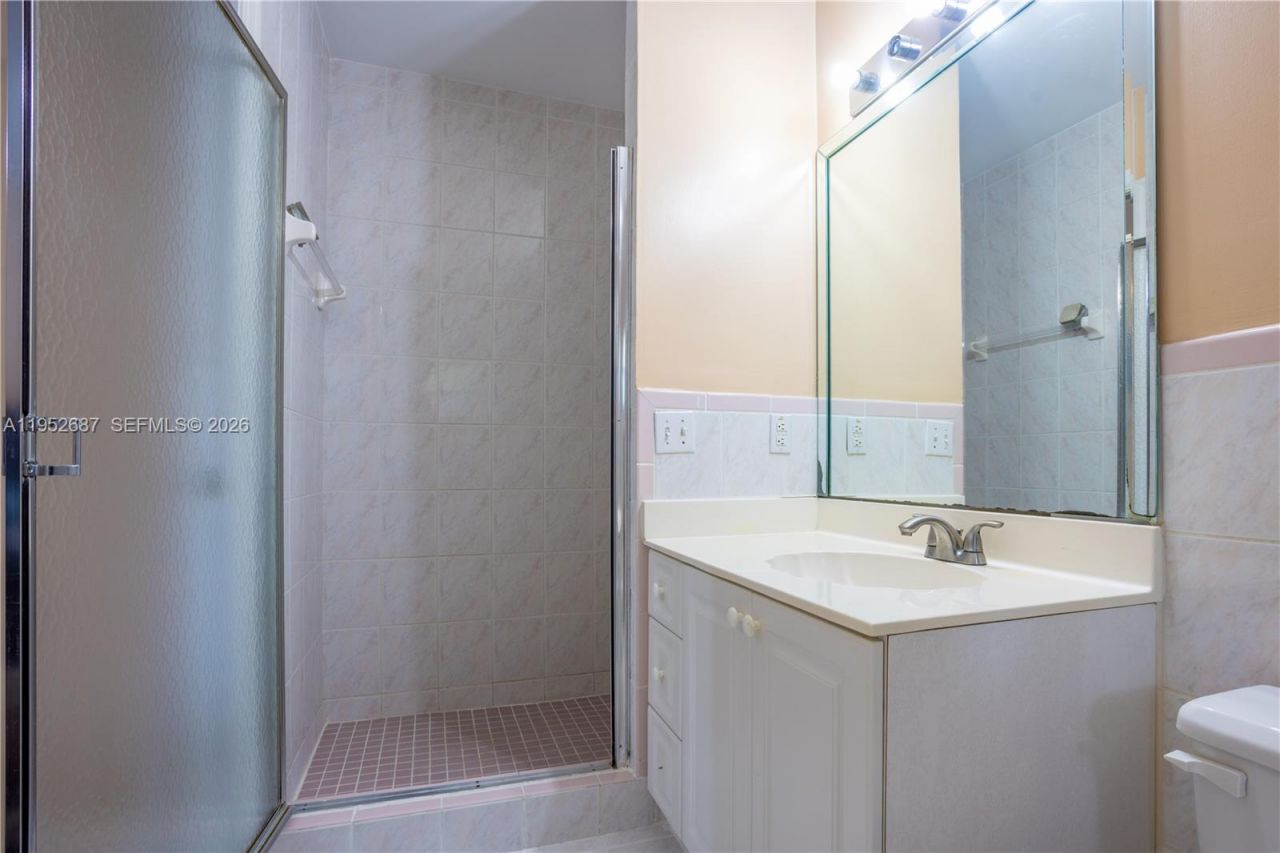 699 NW 134th Pl, Miami, FL 33182 Photo