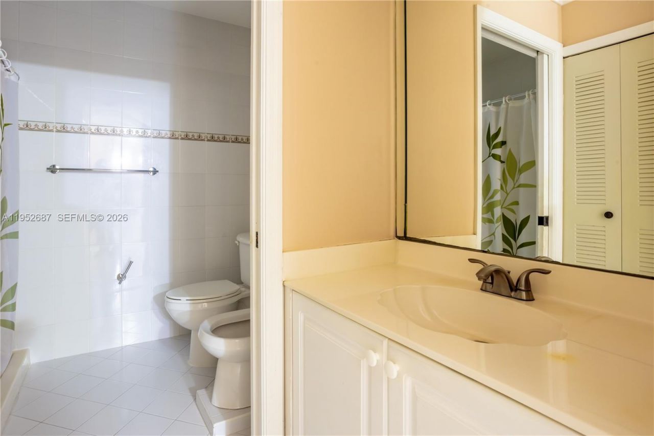 699 NW 134th Pl, Miami, FL 33182 Photo