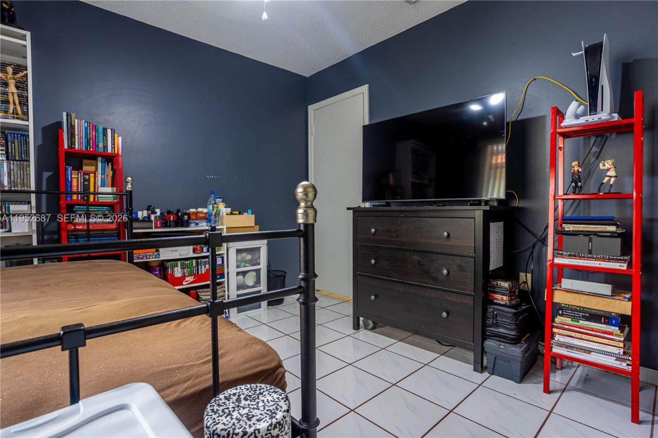 699 NW 134th Pl, Miami, FL 33182 Photo