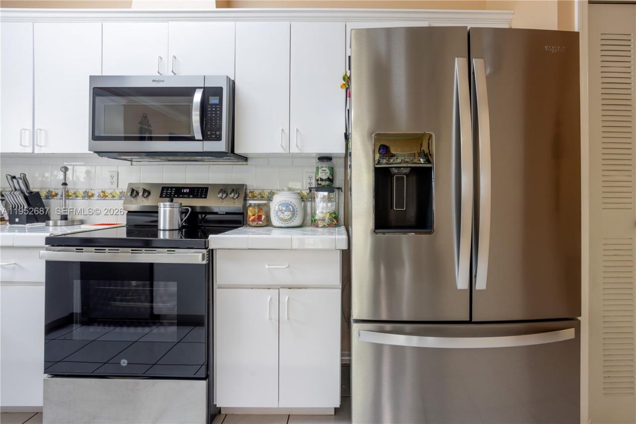 699 NW 134th Pl, Miami, FL 33182 Photo