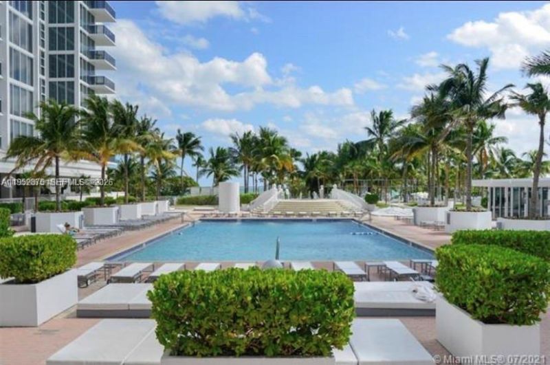 10275 Collins Ave , Unit 208, Bal Harbour, FL 33154 Photo