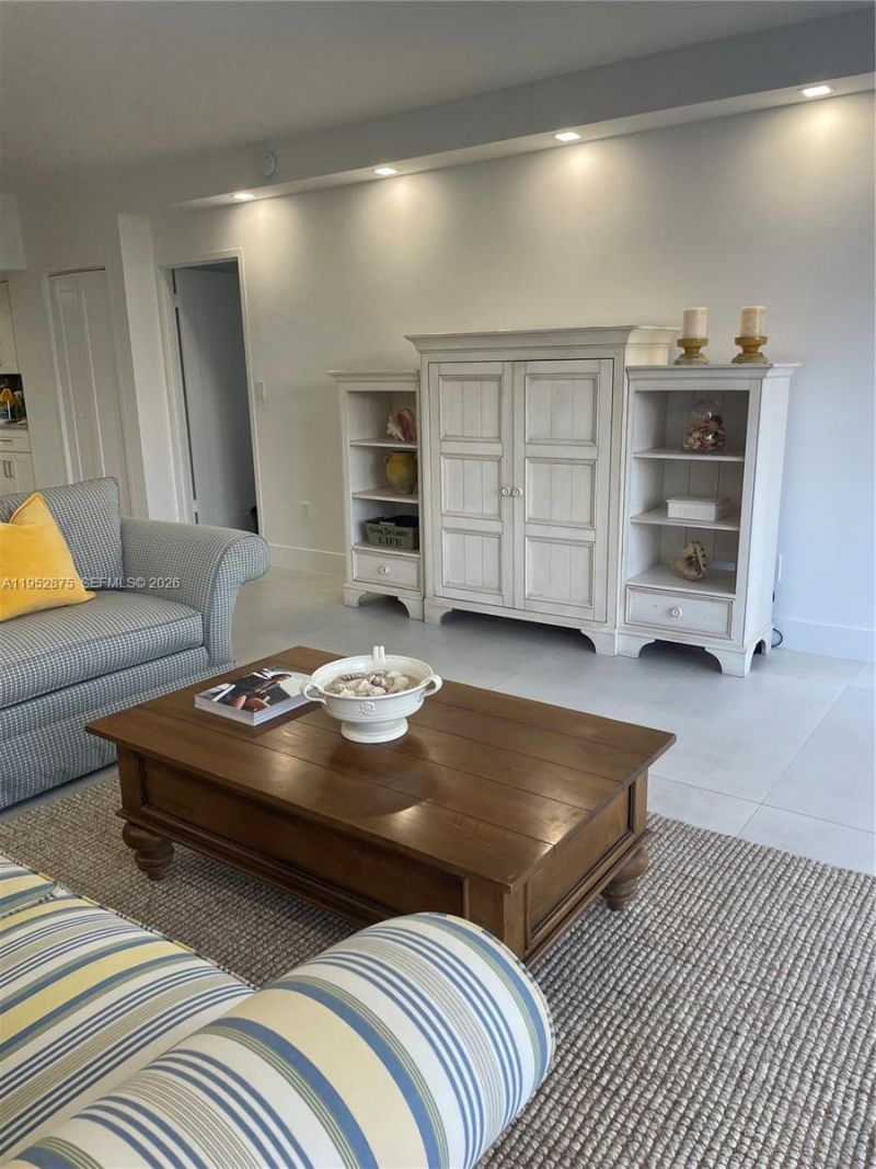 10275 Collins Ave , Unit 208, Bal Harbour, FL 33154 Photo