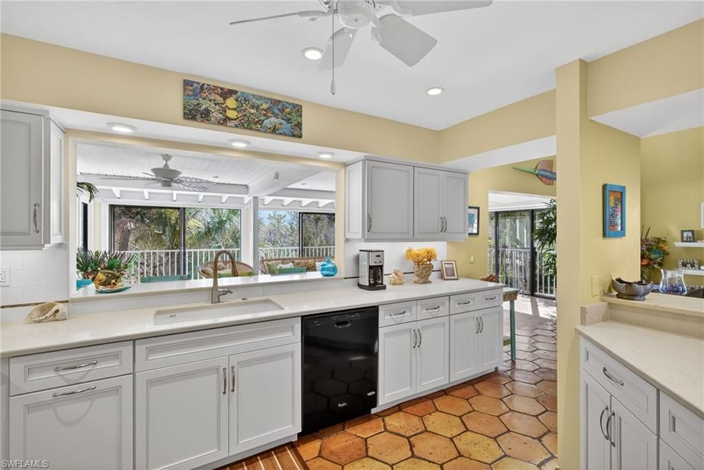 5312 Ladyfinger Lake Rd, Sanibel, FL 33957 Photo