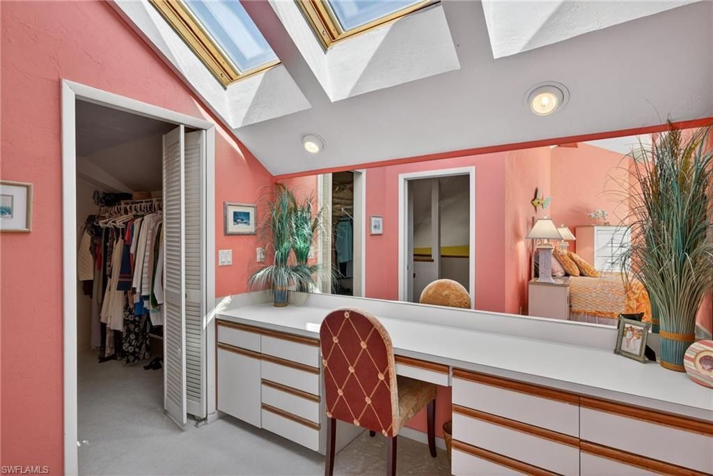 5312 Ladyfinger Lake Rd, Sanibel, FL 33957 Photo