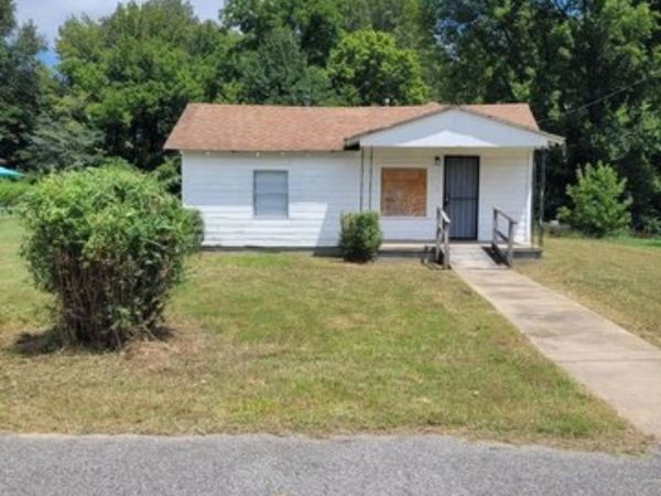 3742 BERRY LN, Memphis, TN 38128