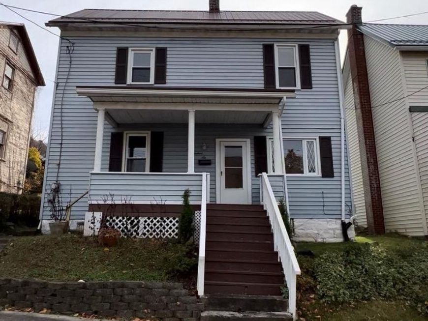 906 Lemon St, Johnstown, PA 15902 Main Photo