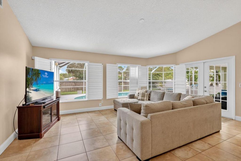 2631 SW Fair Isle Road, Port Saint Lucie, FL 34987 Photo