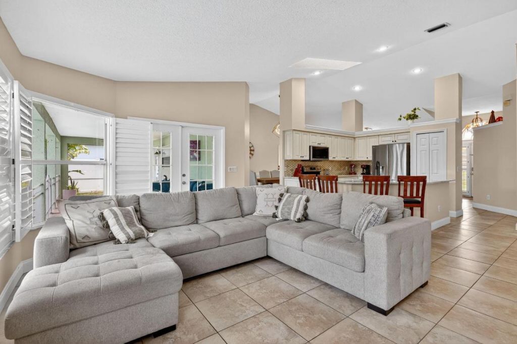 2631 SW Fair Isle Road, Port Saint Lucie, FL 34987 Photo