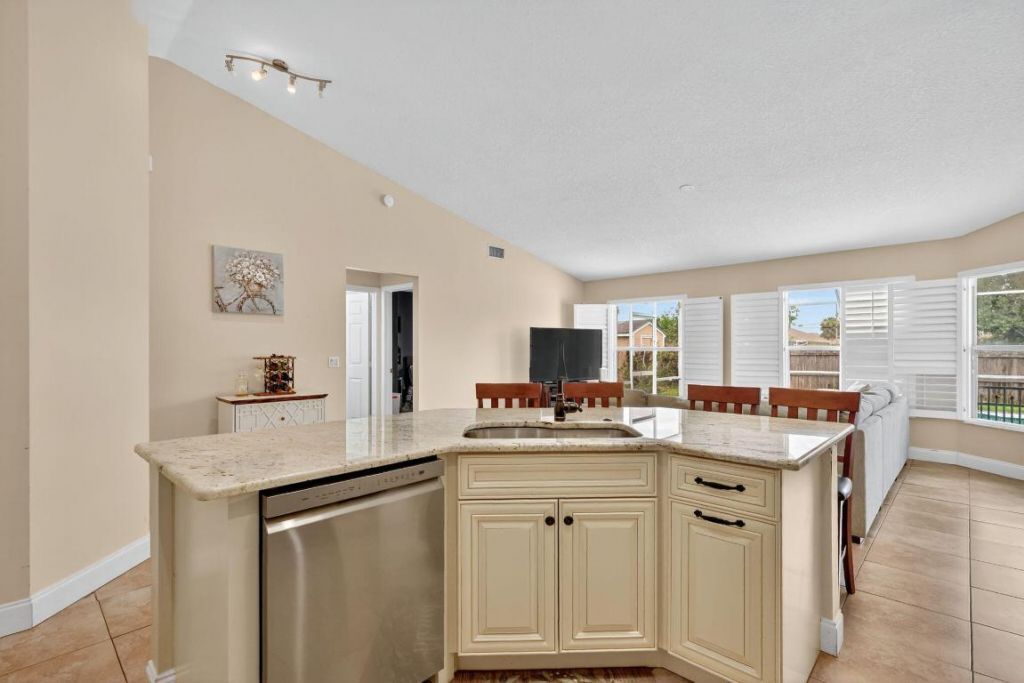 2631 SW Fair Isle Road, Port Saint Lucie, FL 34987 Photo