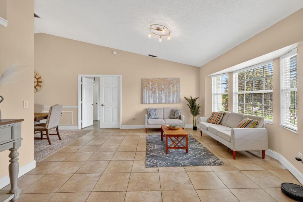 2631 SW Fair Isle Road, Port Saint Lucie, FL 34987 Photo