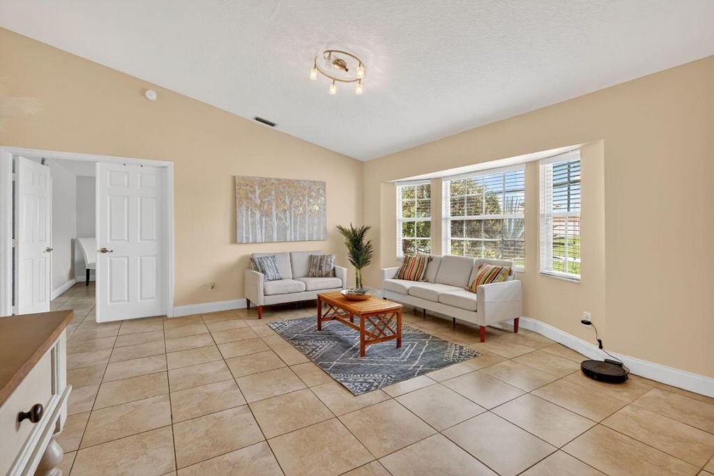 2631 SW Fair Isle Road, Port Saint Lucie, FL 34987 Photo