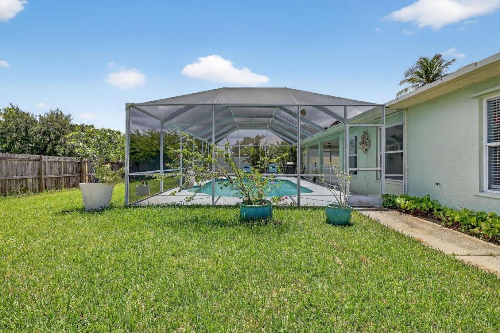 2631 SW Fair Isle Road, Port Saint Lucie, FL 34987 Photo