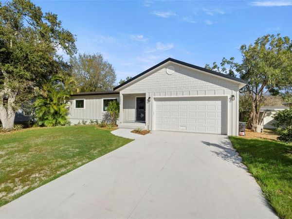 7211 ORPINE DRIVE N, ST PETERSBURG, FL 33702