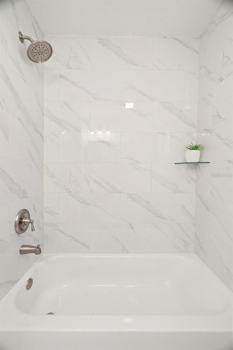 7211 Orpine Drive N, Saint Petersburg, FL 33702 Photo