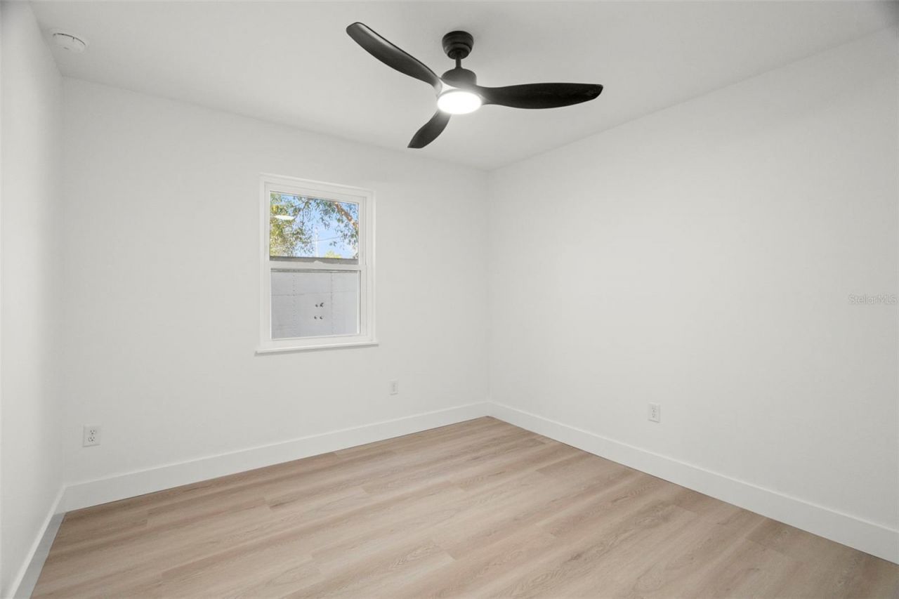 7211 Orpine Drive N, Saint Petersburg, FL 33702 Photo