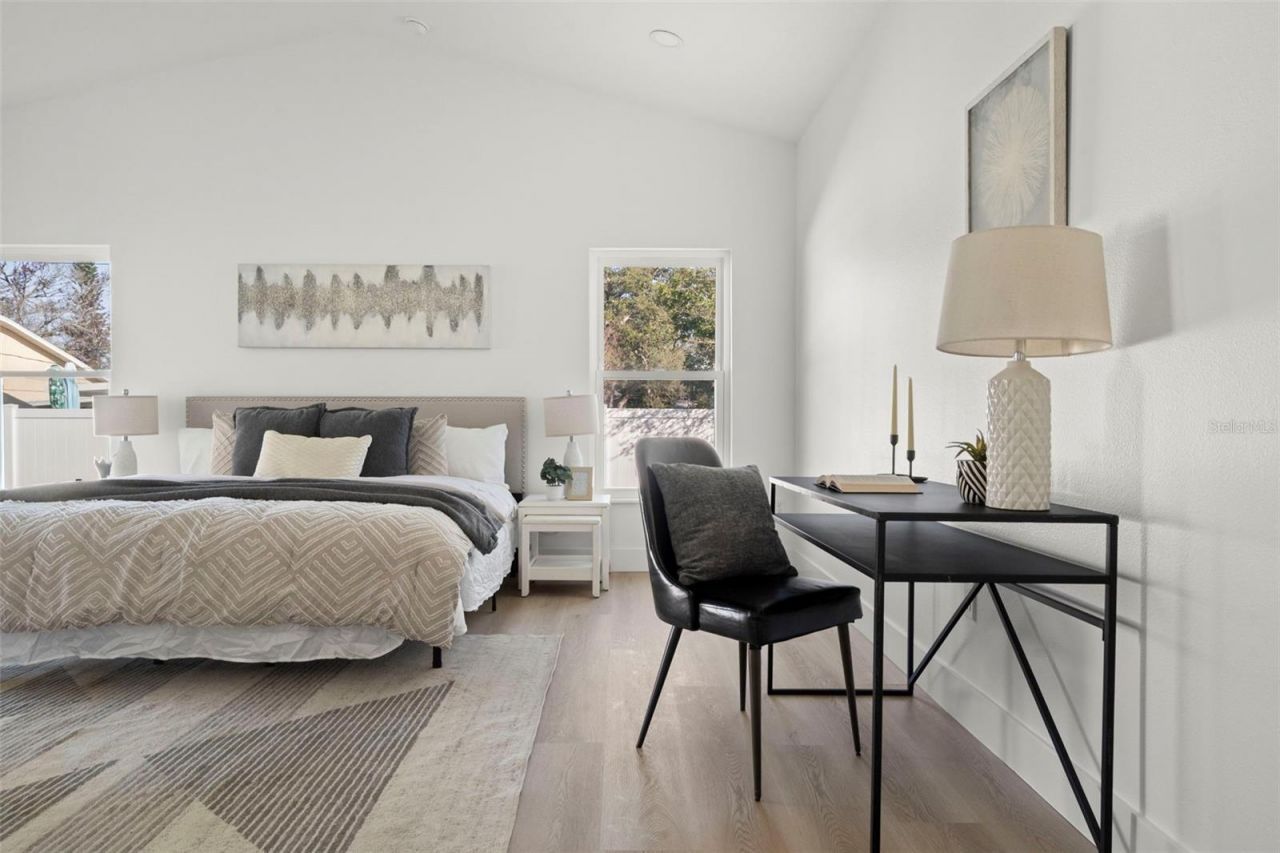 7211 Orpine Drive N, Saint Petersburg, FL 33702 Photo