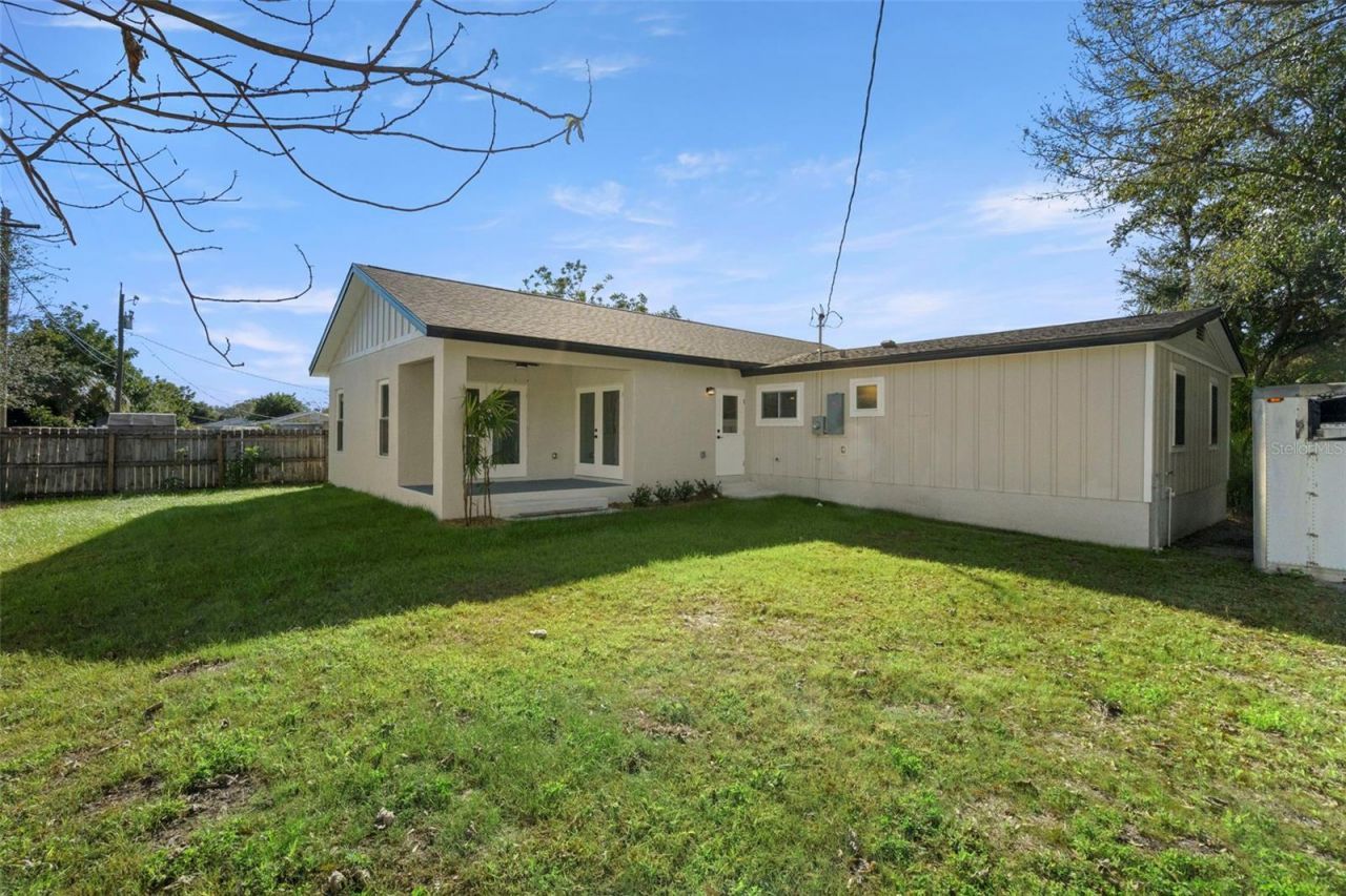 7211 Orpine Drive N, Saint Petersburg, FL 33702 Photo