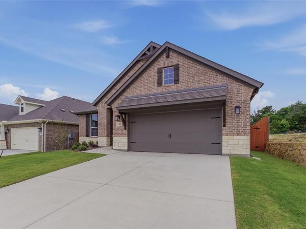 533 Waterford Park Boulevard, Weatherford, TX 76087