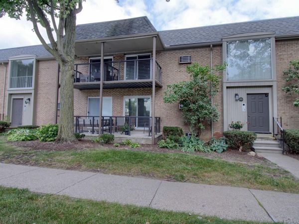 1717 E 14 Mile Road, Unit C, Birmingham, MI 48009