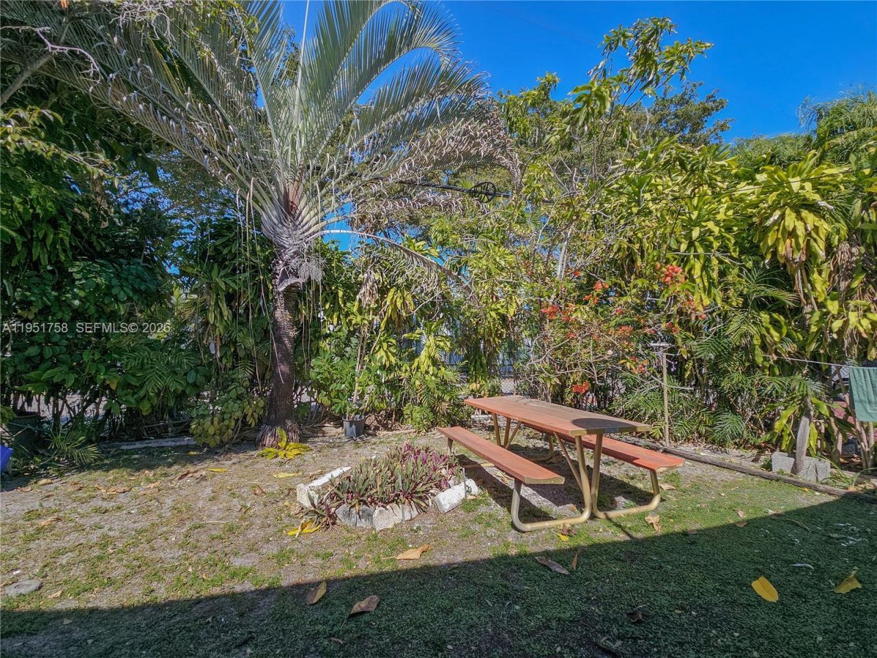 201 SW 30th Ct, Unit 201, Miami, FL 33135 Photo