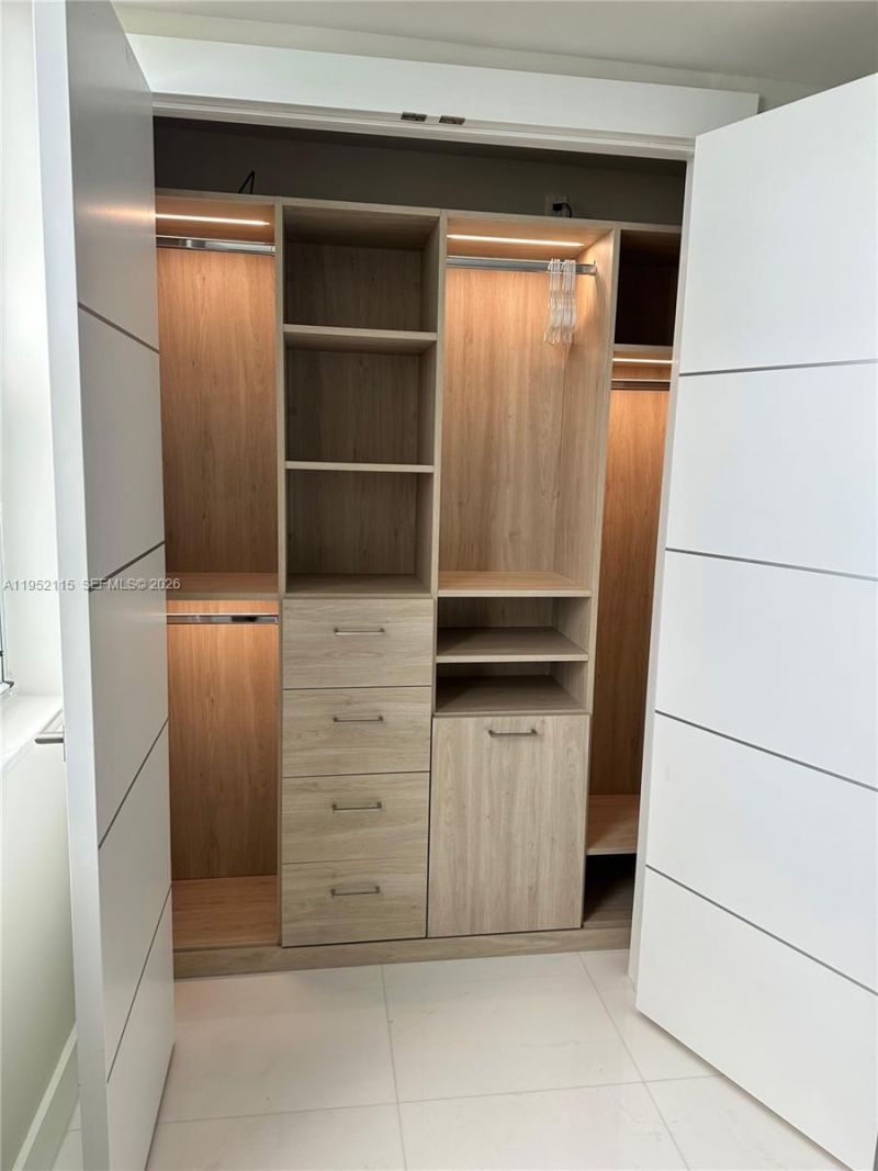 5701 Collins Ave, Unit 1221, Miami Beach, FL 33140 Photo