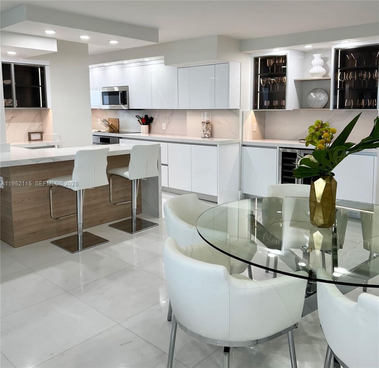 5701 Collins Ave, Unit 1221, Miami Beach, FL 33140 Photo