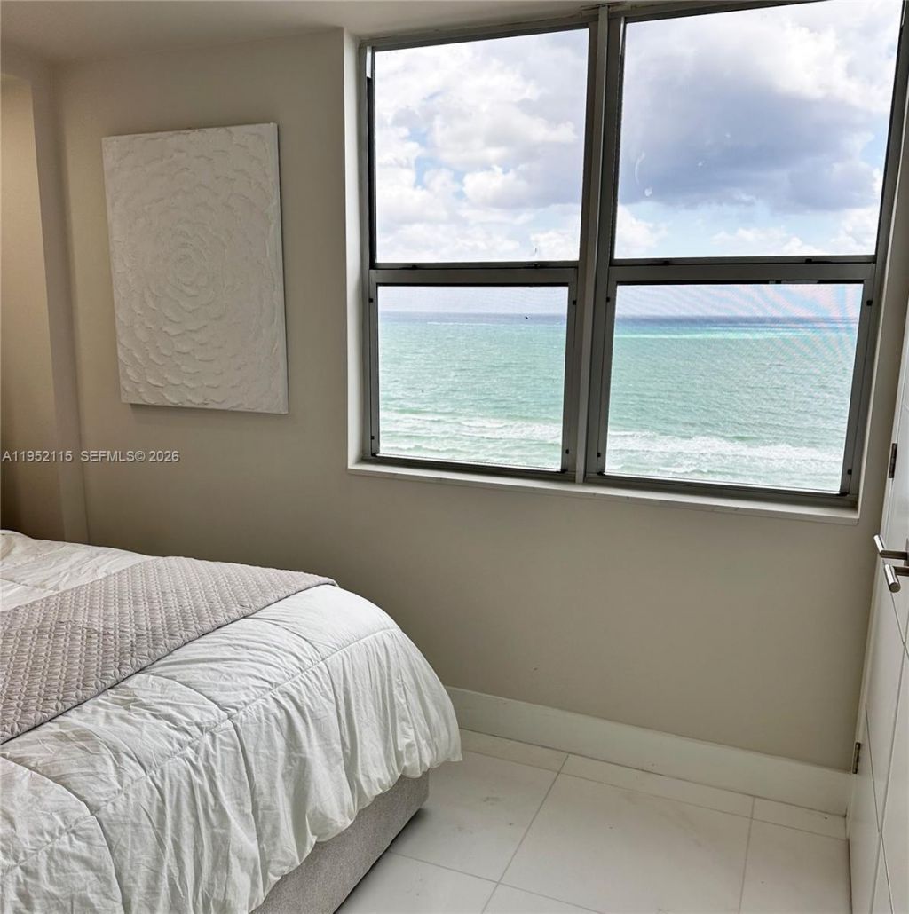 5701 Collins Ave, Unit 1221, Miami Beach, FL 33140 Photo
