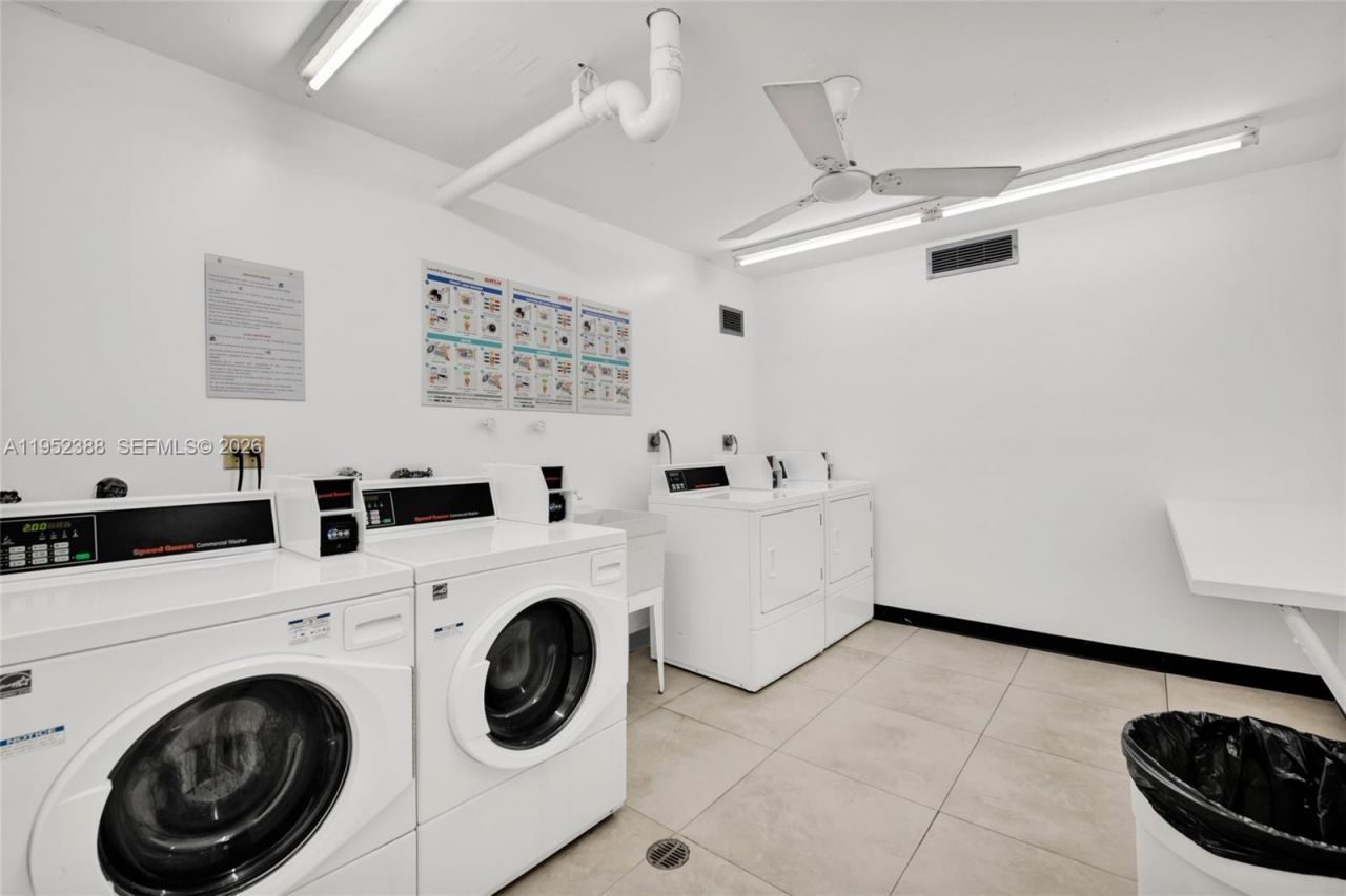 301 174th St, Unit 1018, Sunny Isles Beach, FL 33160 Photo