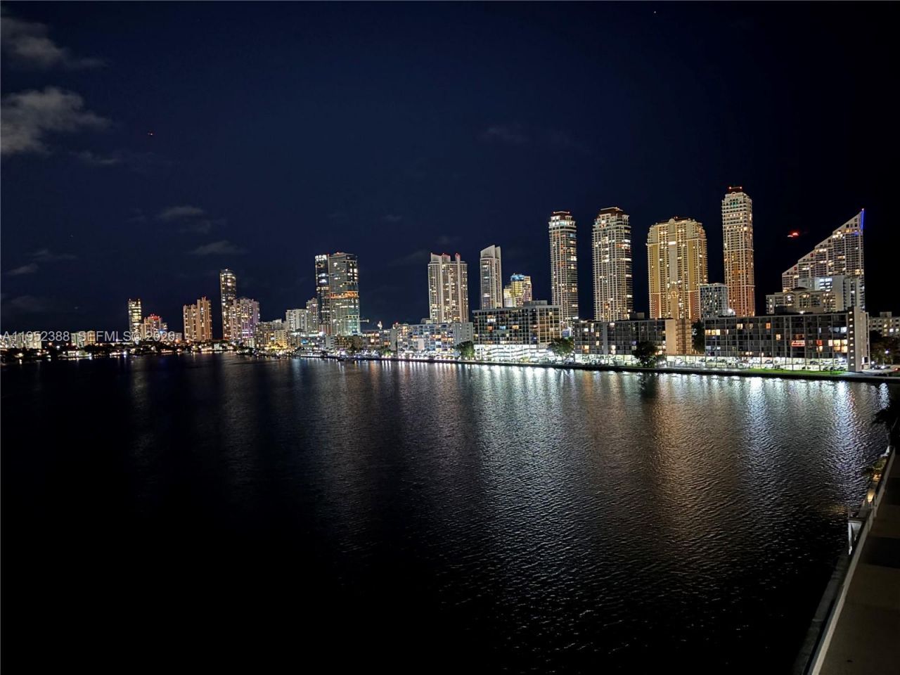 301 174th St, Unit 1018, Sunny Isles Beach, FL 33160 Photo