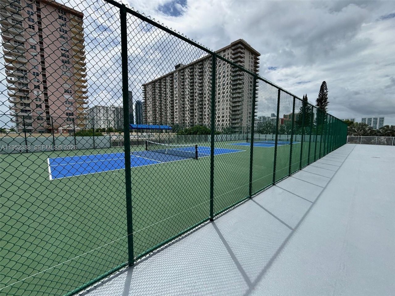 301 174th St, Unit 1018, Sunny Isles Beach, FL 33160 Photo