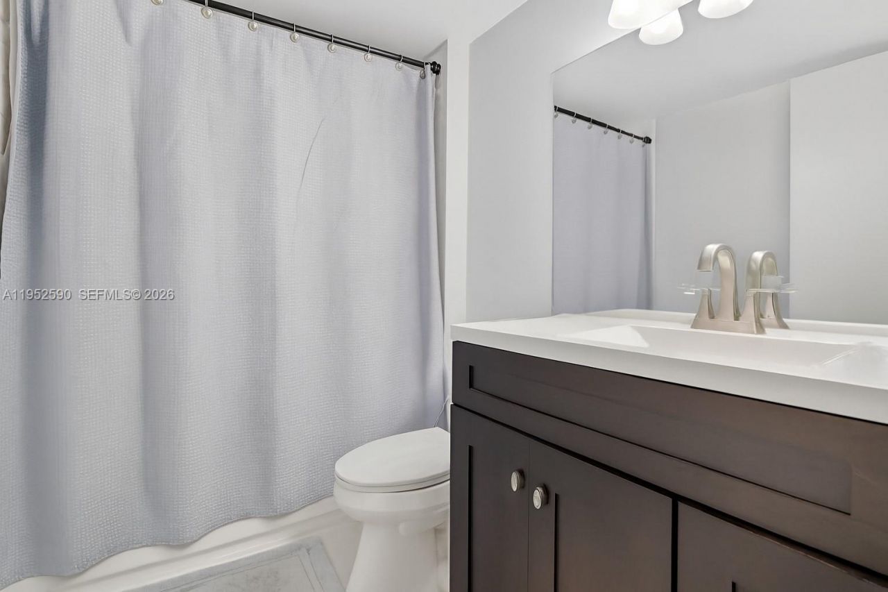 9999 Summerbreeze Dr, Unit 401, Sunrise, FL 33322 Photo