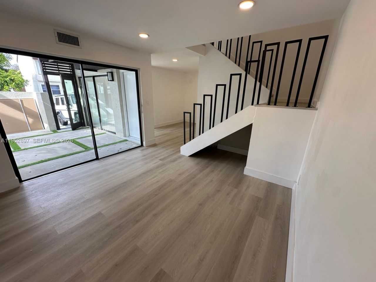 9734 NW 5th Ter, Unit 9734, Miami, FL 33172 Photo