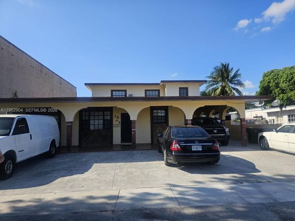 19 E 45th St , Hialeah, FL 33013