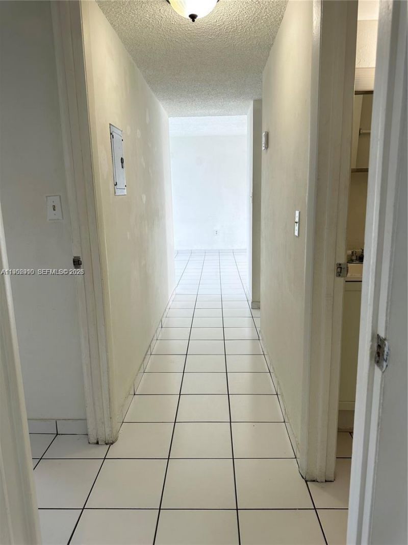 802 NW 87th Ave , Unit 315, Miami, FL 33172 Photo