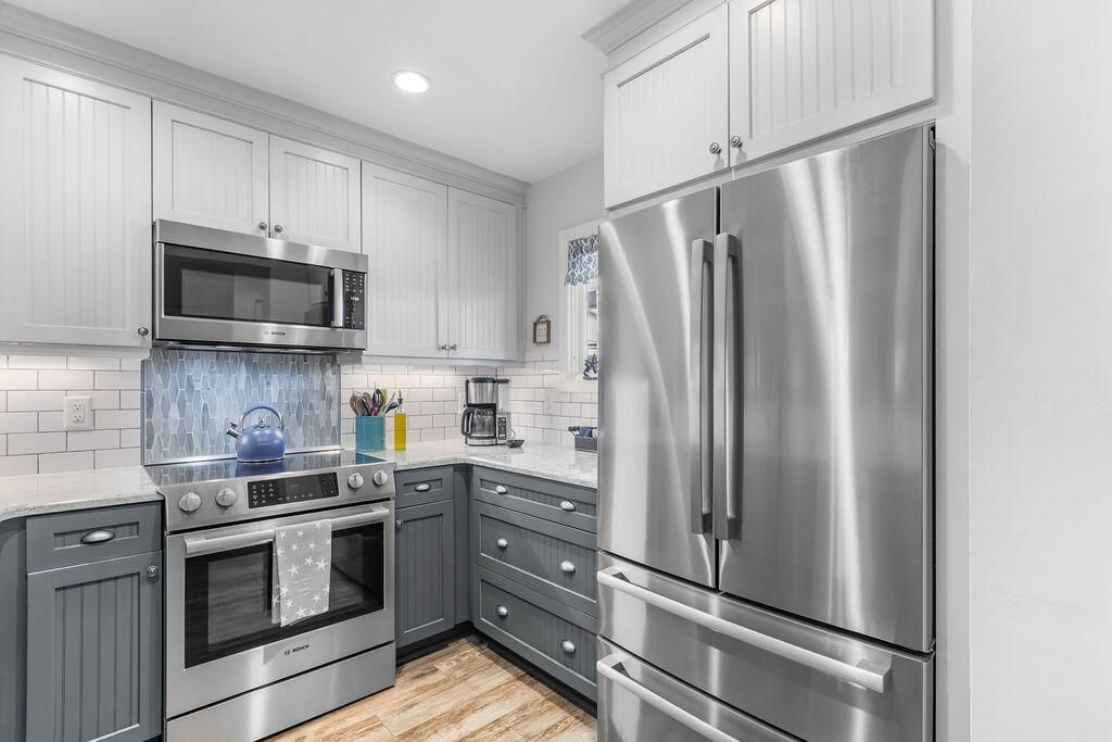 2416 Racquet Club Drive Photo 10