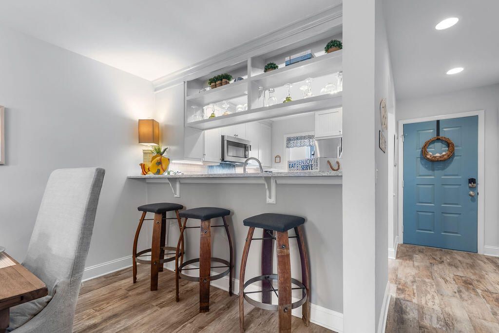 2416 Racquet Club Drive Photo 13