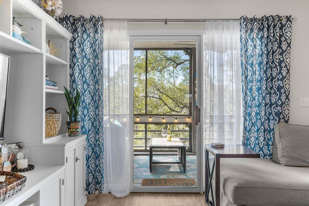 2416 Racquet Club Drive Photo 18