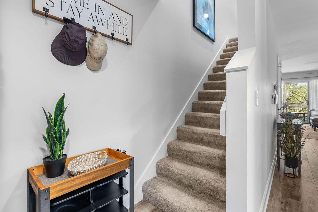 2416 Racquet Club Drive Photo 23