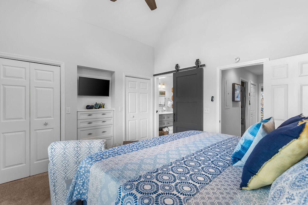 2416 Racquet Club Drive Photo 27